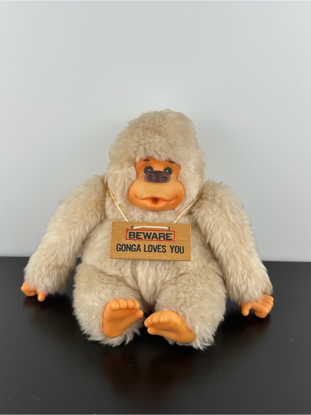 Russ Berrie Gonga Loves You Gorilla Monkey 7” Sucks Thumb Beige Tan Plush 1977